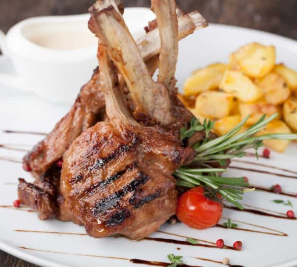 lamb-chop-meal-with-potato-PP8NTDH-1024x682 lamb-chop-meal-with-potato-PP8NTDH-1024x682