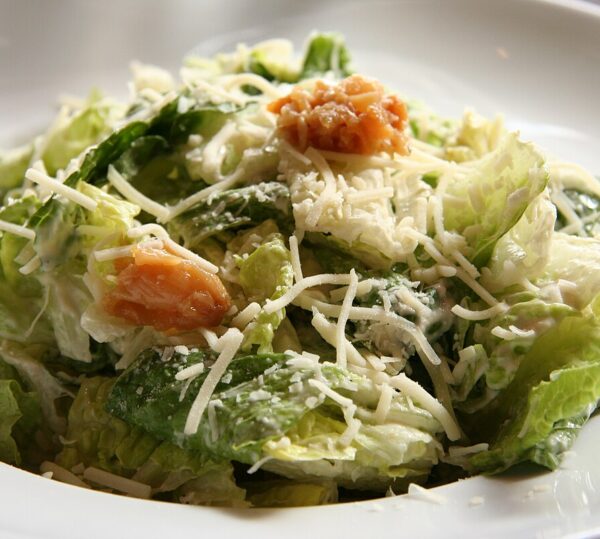 Caesar_salad_(2)